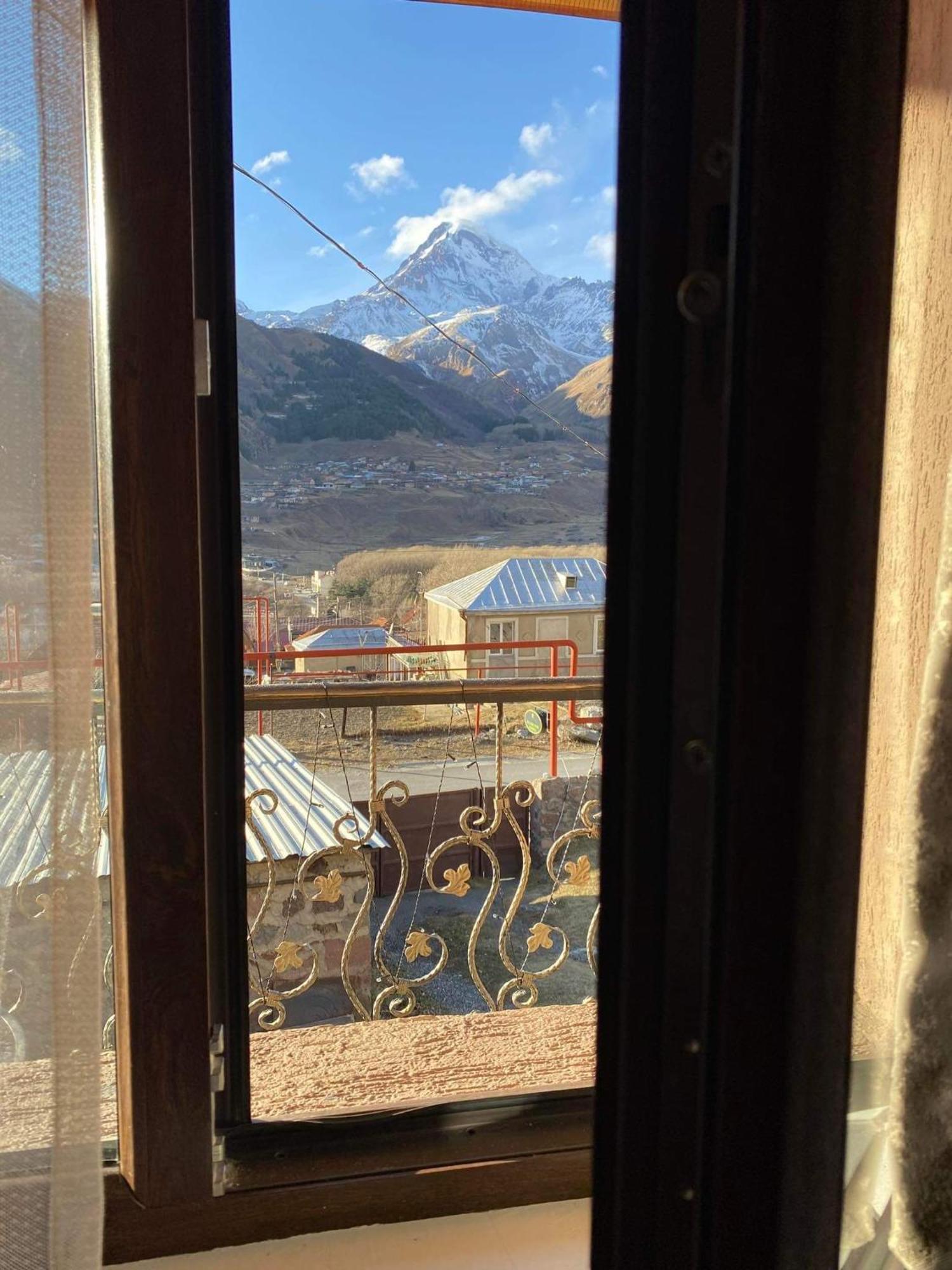 Golden Star Kazbegi Hotel Szoba fotó